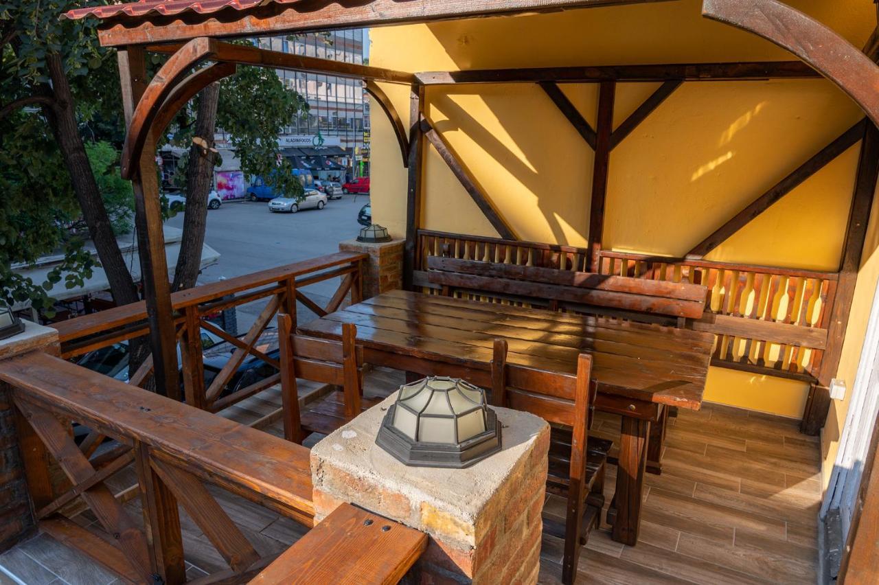 Apartpro Apartments, Veliko Tarnovo Ngoại thất bức ảnh