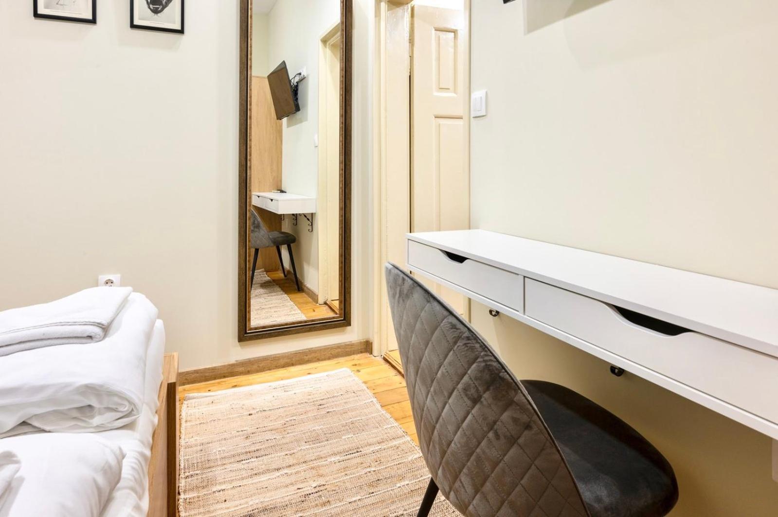 Apartpro Apartments, Veliko Tarnovo Ngoại thất bức ảnh